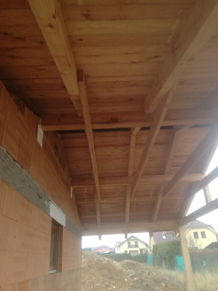 Realizace tesařských a stavebních prací — fotografie 16